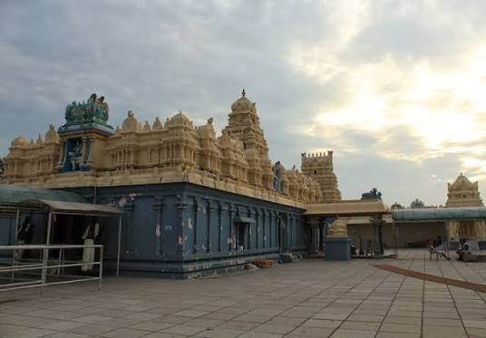 Temple 4