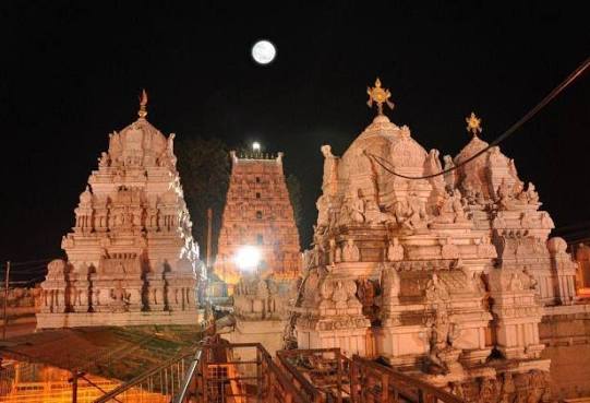 Temple 8