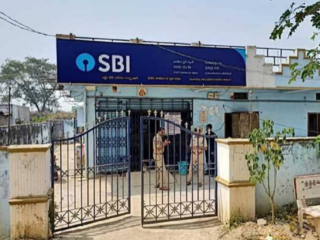 bank 4